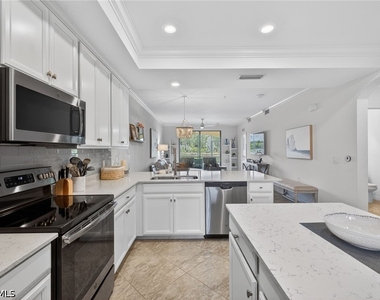 9584 Trevi Court - Photo Thumbnail 6