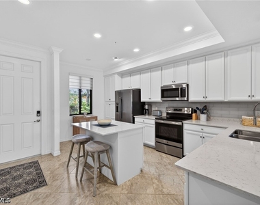 9584 Trevi Court - Photo Thumbnail 4
