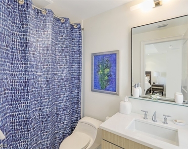270 5th Avenue S - Photo Thumbnail 16