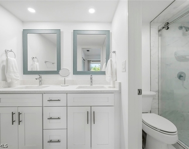 4092 Belair Lane - Photo Thumbnail 14