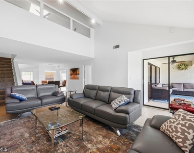 4092 Belair Lane - Photo Thumbnail 3