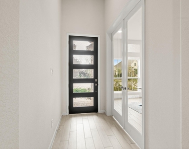 142 Amaranth Way - Photo Thumbnail 3