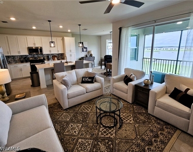 5807 Double Eagle Circle - Photo Thumbnail 2