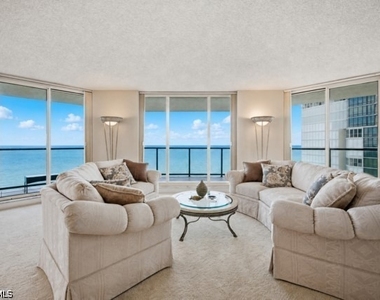 4901 Gulf Shore Boulevard N - Photo Thumbnail 3