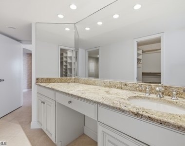 4901 Gulf Shore Boulevard N - Photo Thumbnail 16