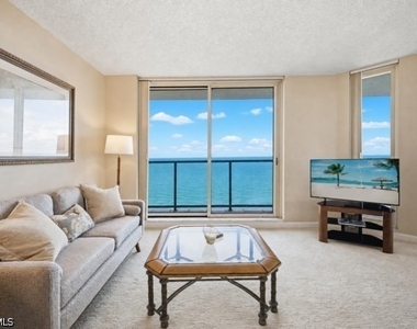 4901 Gulf Shore Boulevard N - Photo Thumbnail 9