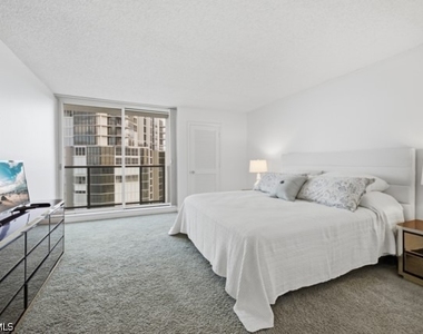 4901 Gulf Shore Boulevard N - Photo Thumbnail 14