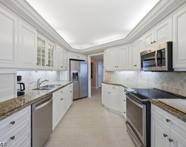 4901 Gulf Shore Boulevard N - Photo Thumbnail 12