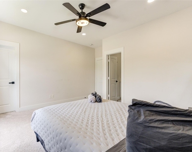 6835 Weston Street - Photo Thumbnail 26