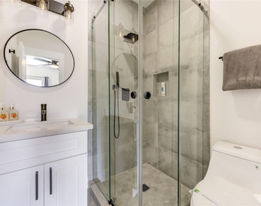 6835 Weston Street - Photo Thumbnail 28