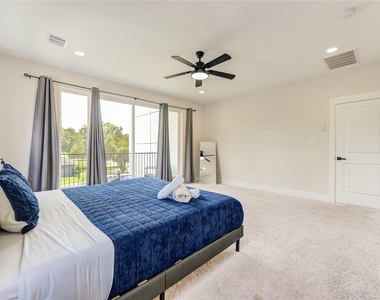 6835 Weston Street - Photo Thumbnail 18