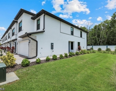 27907 Radiant Court - Photo Thumbnail 15