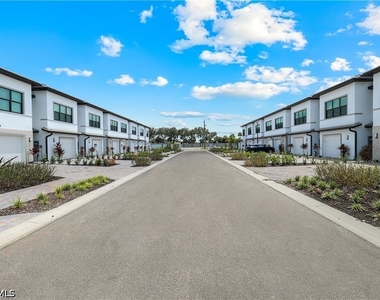 27907 Radiant Court - Photo Thumbnail 29