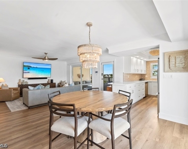 3500 Gulf Shore Boulevard N - Photo Thumbnail 4