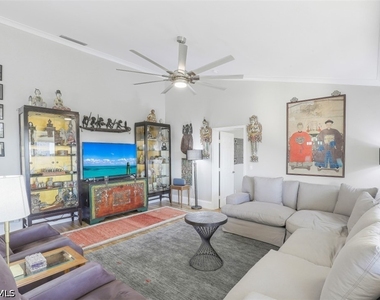 360 Horse Creek Drive - Photo Thumbnail 2