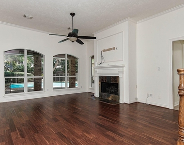 27 Bluff Creek Place - Photo Thumbnail 4
