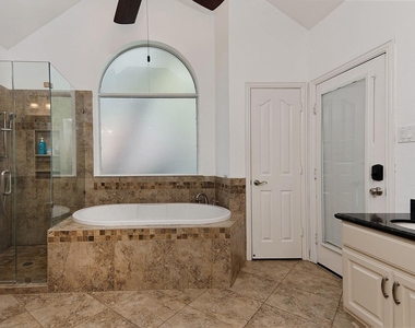 27 Bluff Creek Place - Photo Thumbnail 12