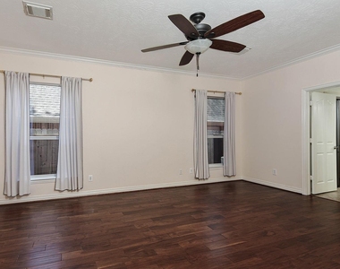 27 Bluff Creek Place - Photo Thumbnail 10