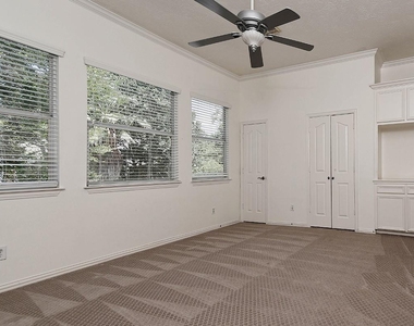 27 Bluff Creek Place - Photo Thumbnail 16