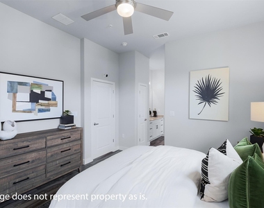 5561 Wild Acres Drive - Photo Thumbnail 11