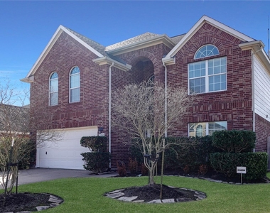 2202 Drake Falls Drive - Photo Thumbnail 1
