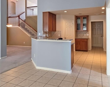 2202 Drake Falls Drive - Photo Thumbnail 14