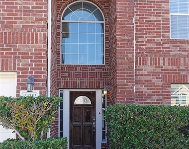2202 Drake Falls Drive - Photo Thumbnail 2