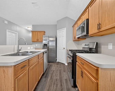 8010 Indian Desert Drive - Photo Thumbnail 5
