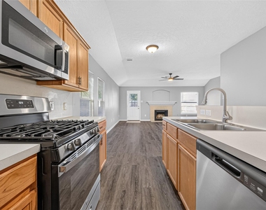 8010 Indian Desert Drive - Photo Thumbnail 8