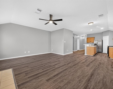 8010 Indian Desert Drive - Photo Thumbnail 15