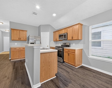 8010 Indian Desert Drive - Photo Thumbnail 4