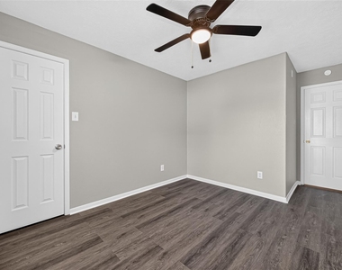 8010 Indian Desert Drive - Photo Thumbnail 32