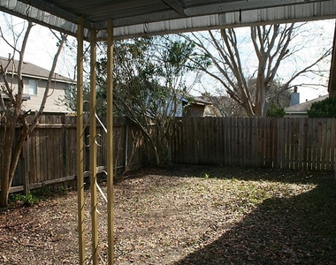 11726 Plumbrook Drive - Photo Thumbnail 15