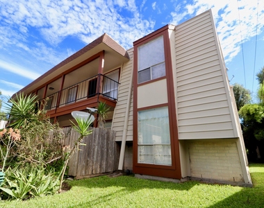 5929 Queensloch Drive - Photo Thumbnail 18