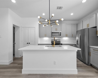 4610 Crown Grove Lane - Photo Thumbnail 5