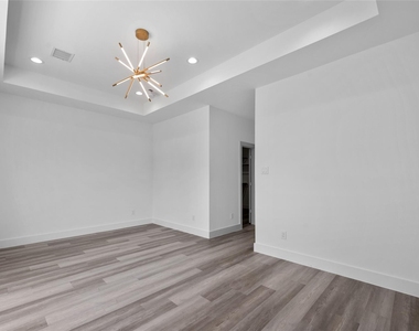 4610 Crown Grove Lane - Photo Thumbnail 13