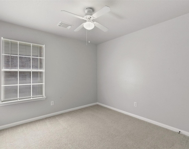 21106 Blackbluff Court - Photo Thumbnail 17