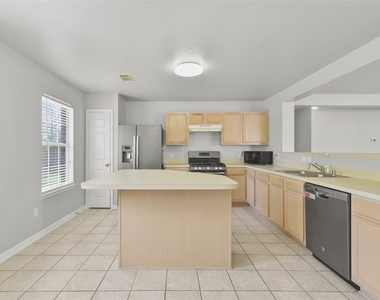 21106 Blackbluff Court - Photo Thumbnail 8