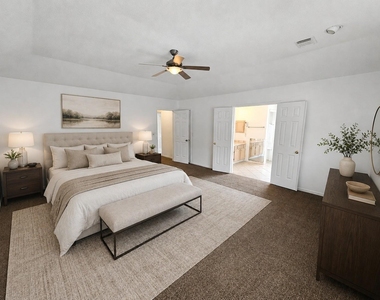 3901 Spring Garden Drive - Photo Thumbnail 8