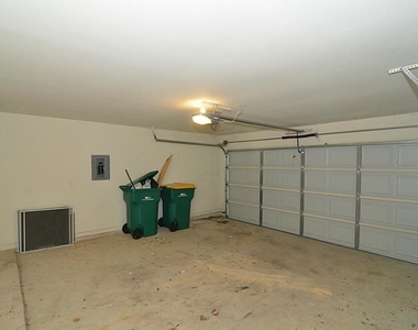 11306 Overland Trail Drive - Photo Thumbnail 18