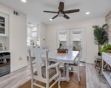 1223 Saxony Lane - Photo Thumbnail 13