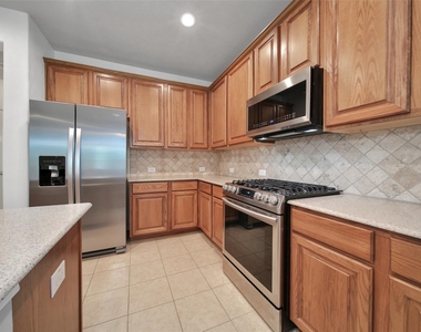 17247 Mitchell Pass Lane - Photo Thumbnail 12