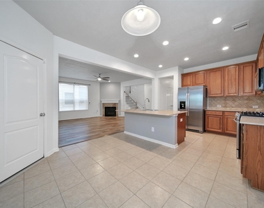 17247 Mitchell Pass Lane - Photo Thumbnail 10