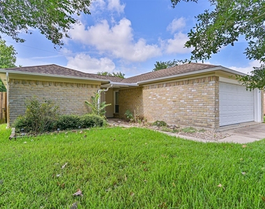 1113 N Heron Drive - Photo Thumbnail 2