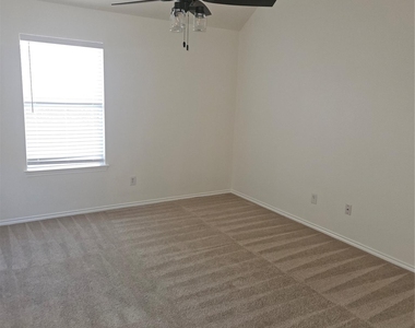 20314 Baytide Court - Photo Thumbnail 11
