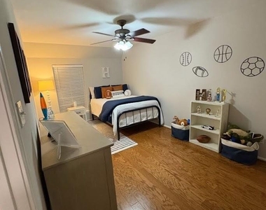 13078 Trail Hollow Drive - Photo Thumbnail 19