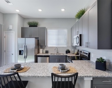 5647 Wild Acres Drive - Photo Thumbnail 10