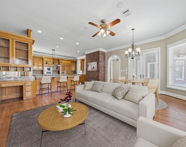 13714 Gainesway Drive - Photo Thumbnail 15