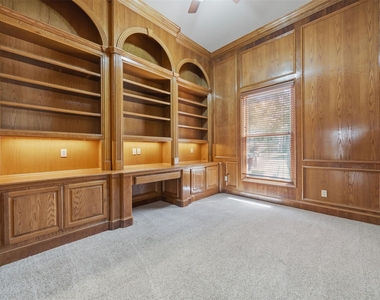 13714 Gainesway Drive - Photo Thumbnail 21