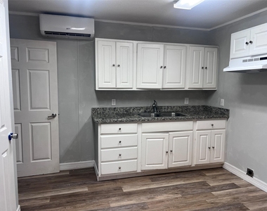 115 W Mulberry Avenue - Photo Thumbnail 8
